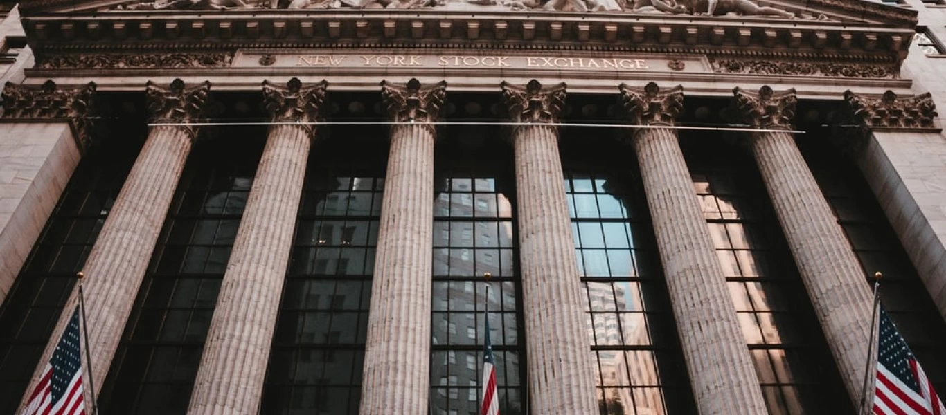 Wall Street: Iστορικά υψηλά τα κέρδη το 2019